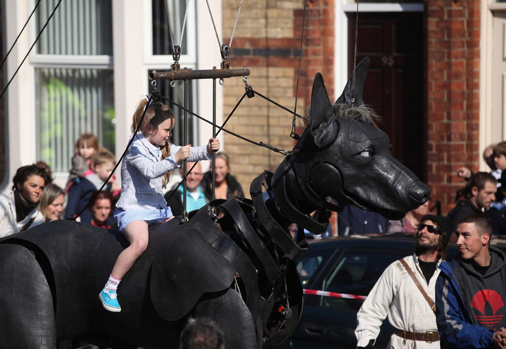 法国Royal De Luxe 剧团的大型街头木偶 - wuwei1101 - 西花社 法国Royal De Luxe 剧团的大型街头木偶 - wuwei1101 - 西花社