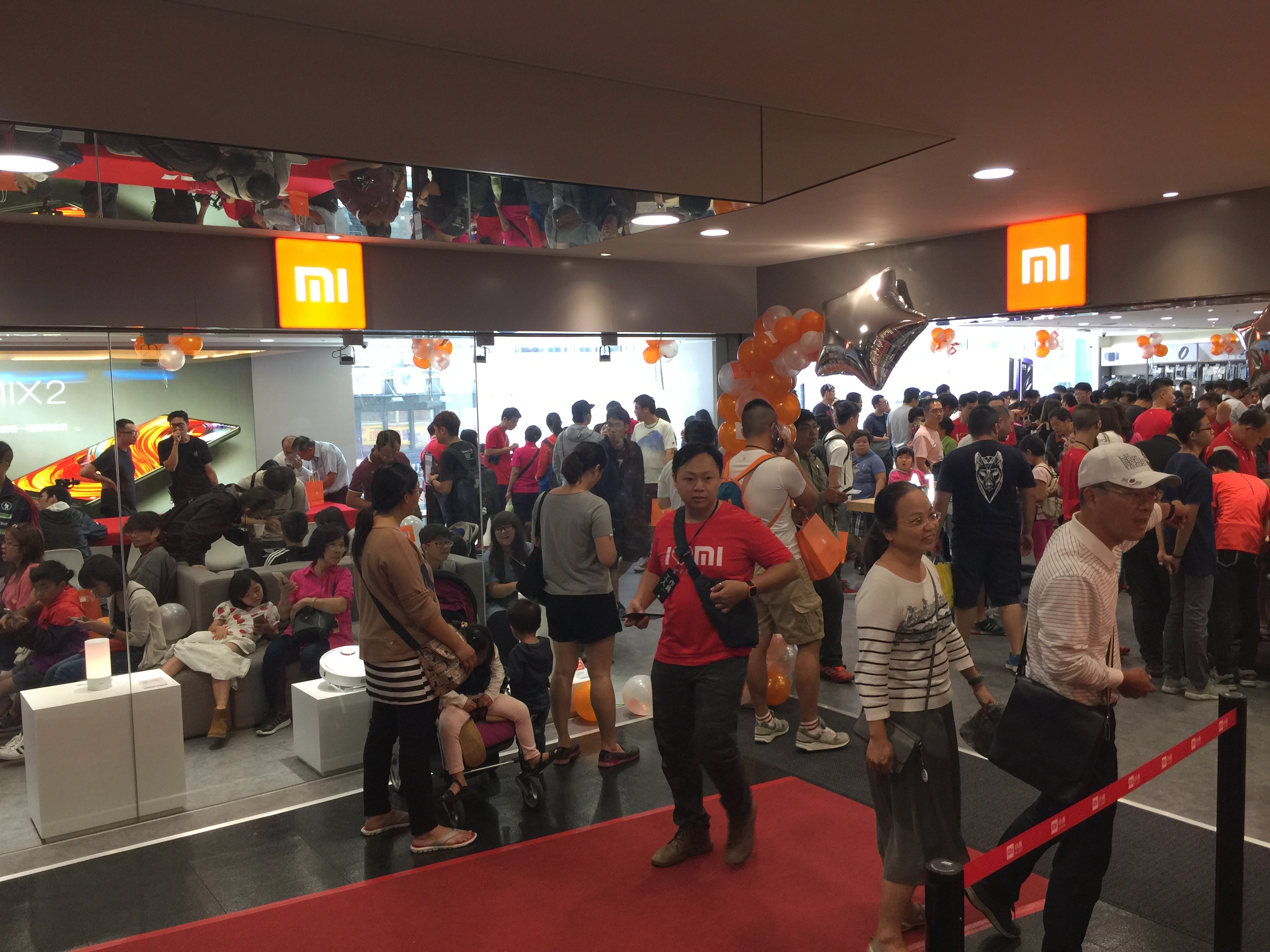 小米之家台中店 地址：台中市北區三民路3段125號2樓 營業時間：每日 12：00～20：00