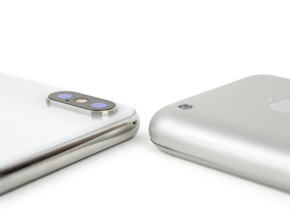 iPhone X Vs. iPhone 2G 2