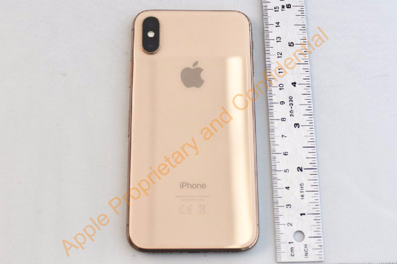 金色 iPhone X