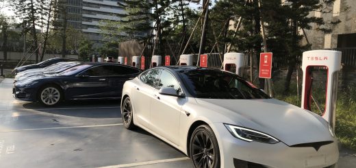 特斯拉充電
