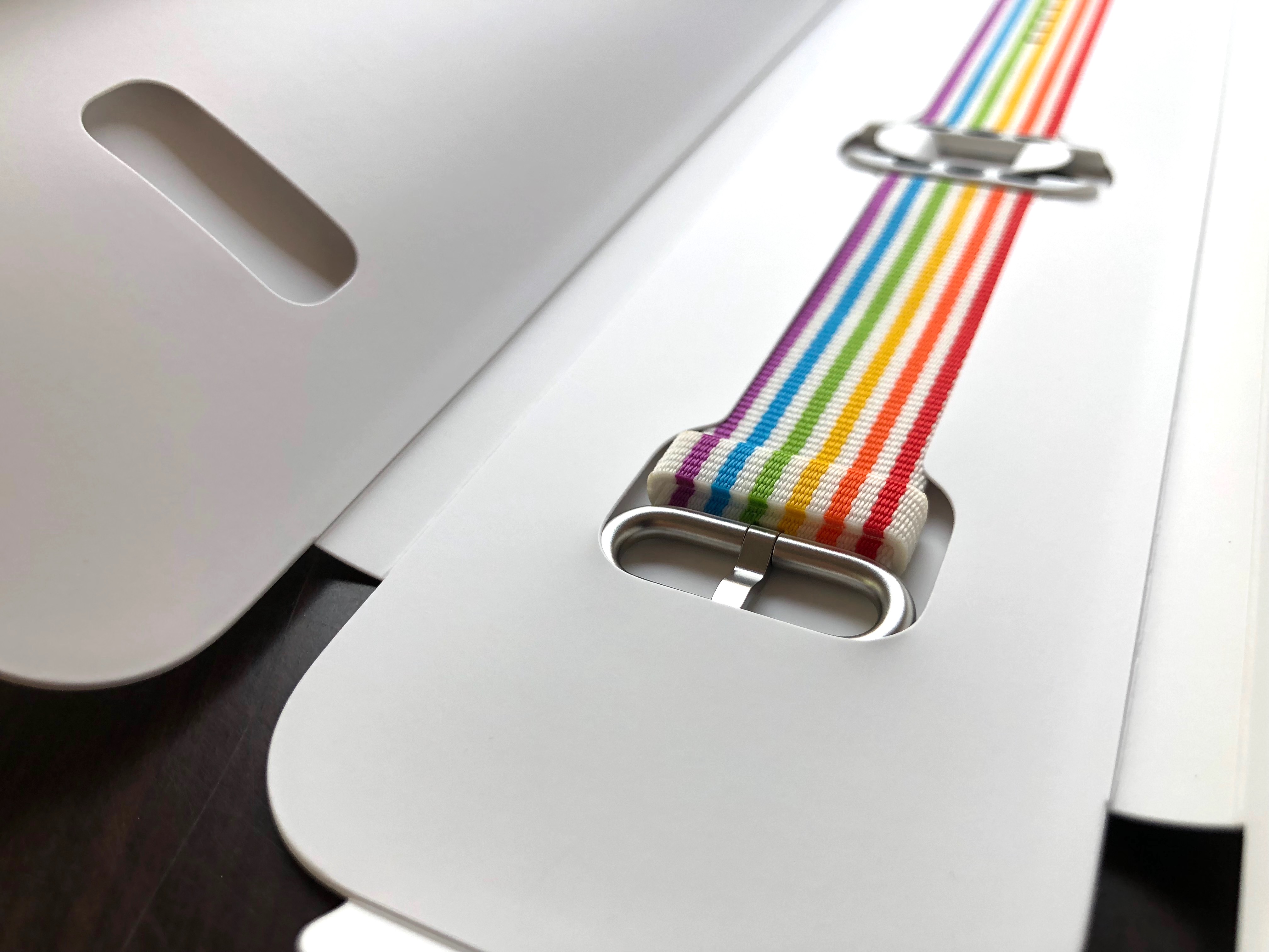 Apple Watch、錶帶、彩虹錶帶、Pride、Apple Store