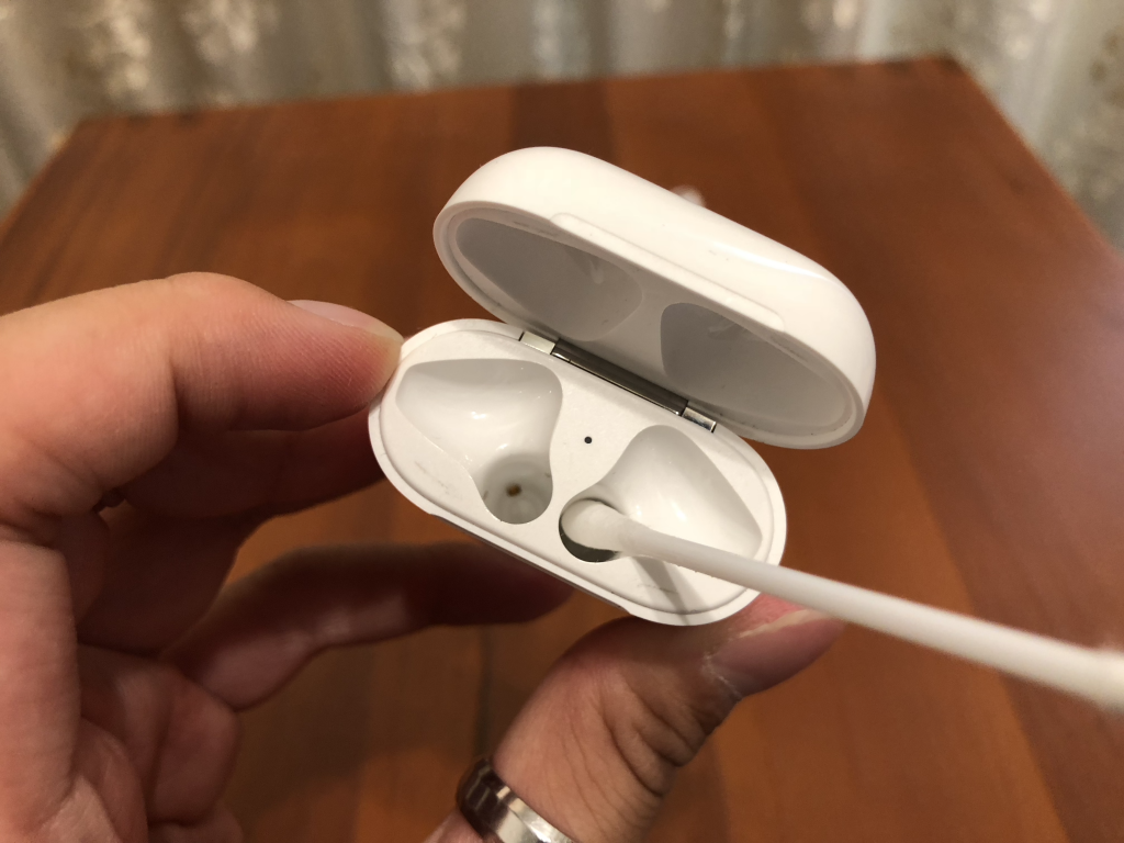 AirPods 清潔