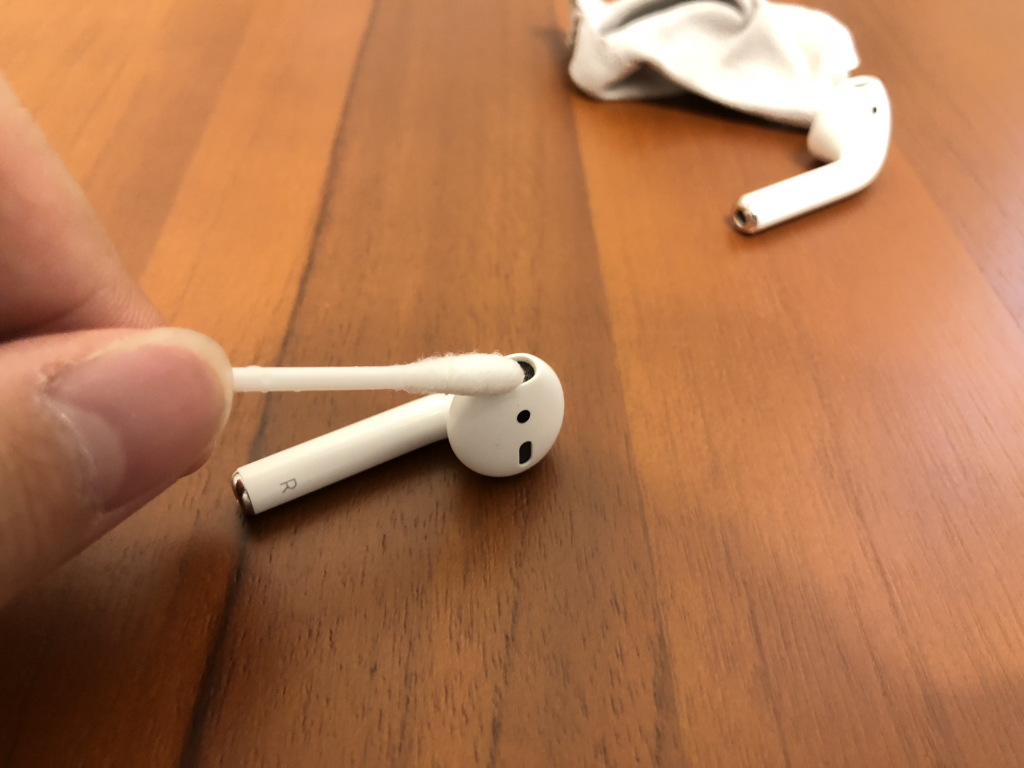 AirPods 清潔