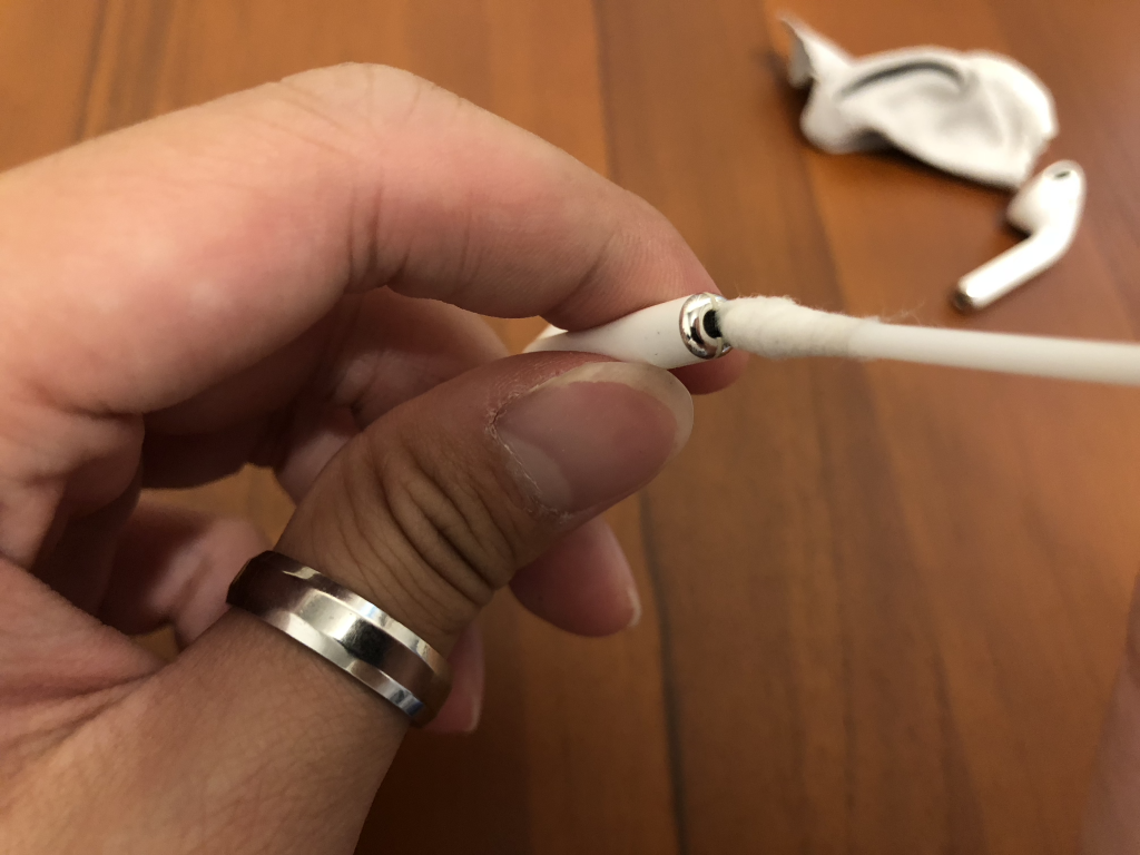 AirPods 清潔