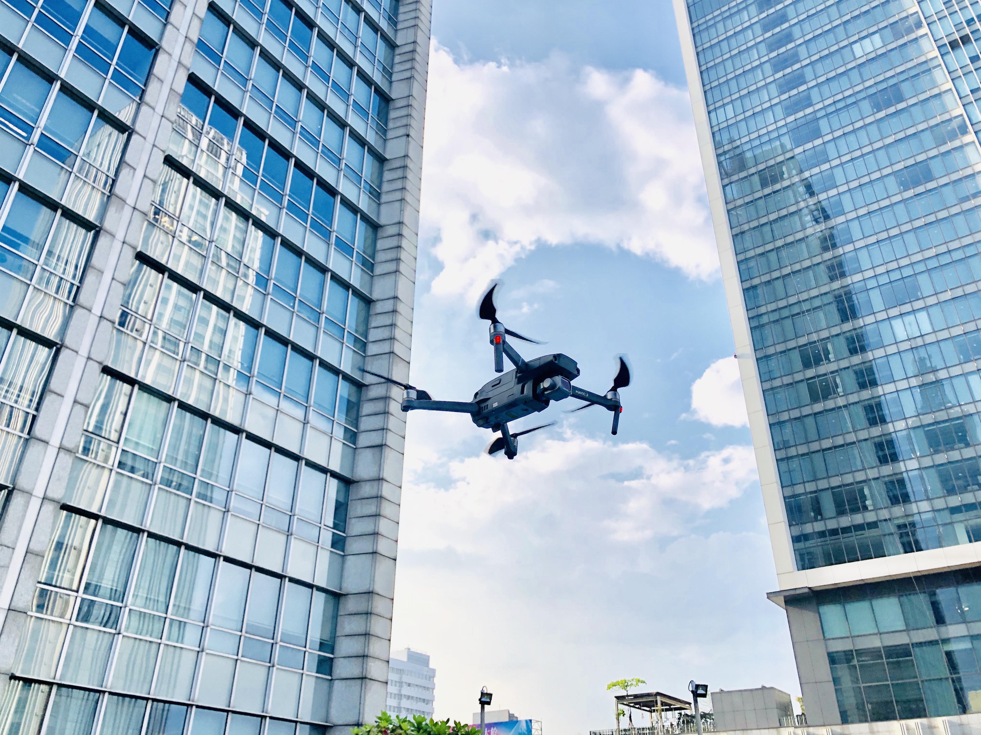 DJI、Mavic 2