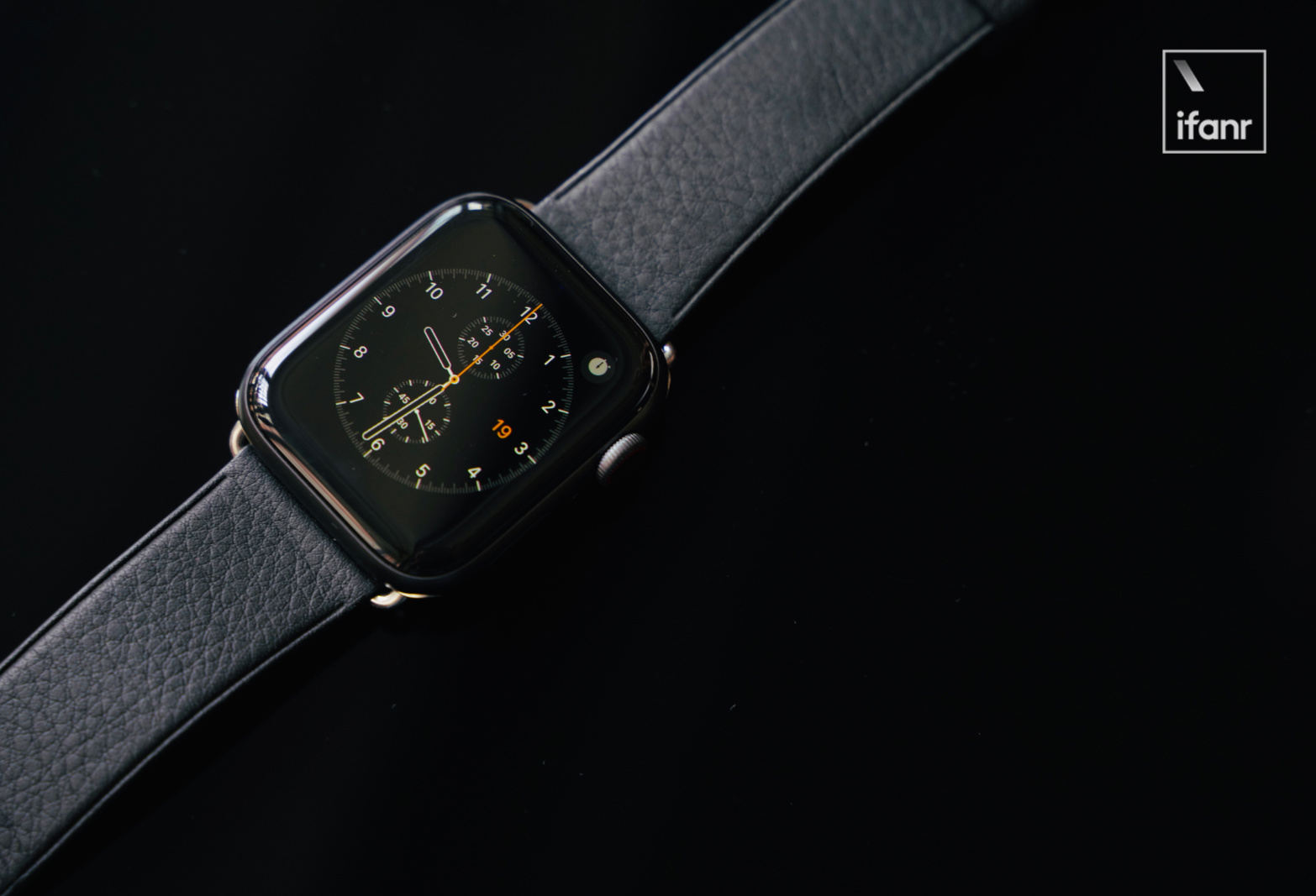 全新的Apple Watch Series 4