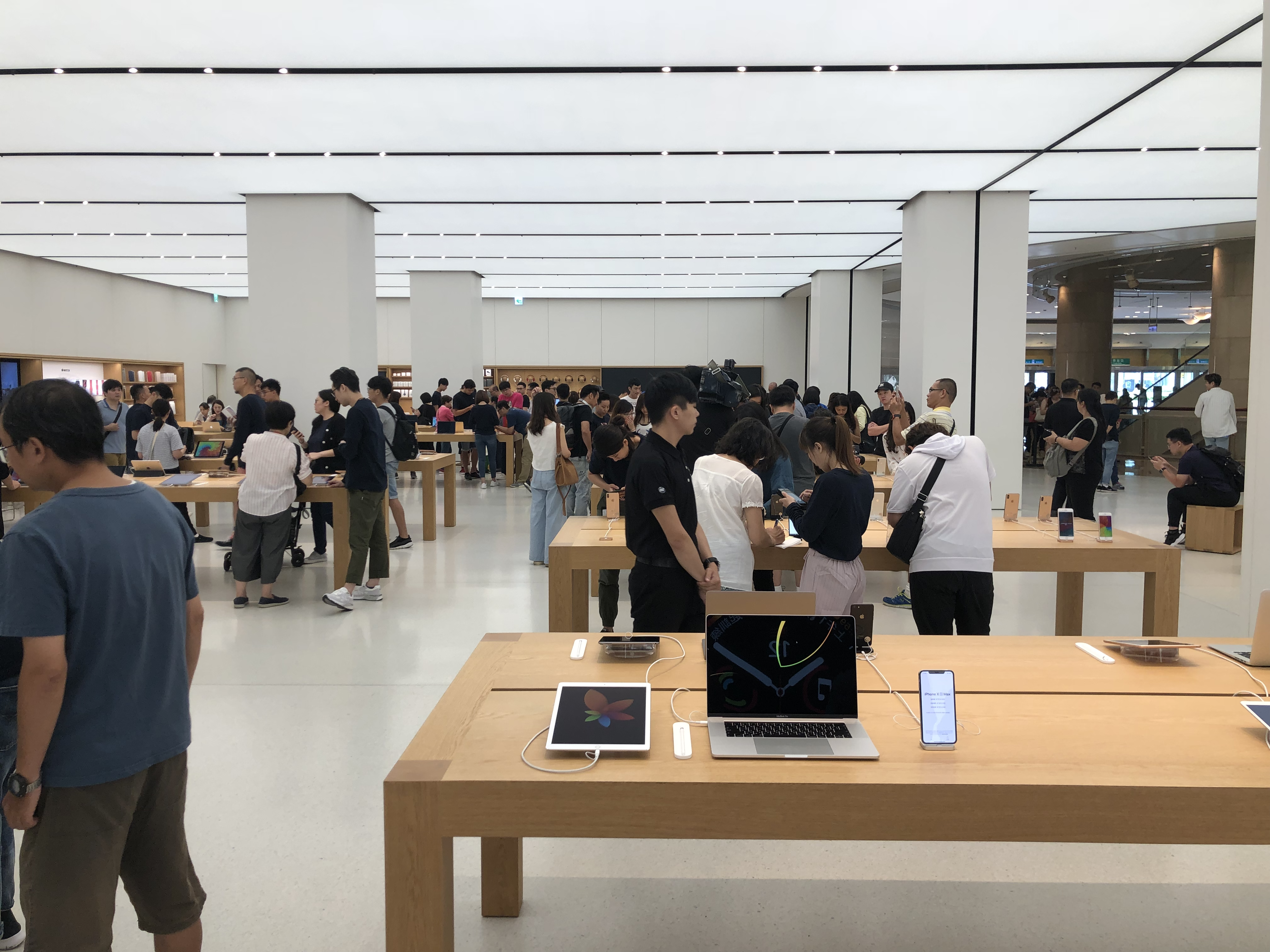 Apple 台北 101