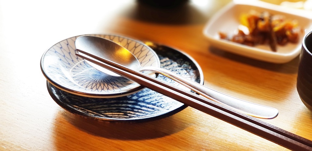 餐具