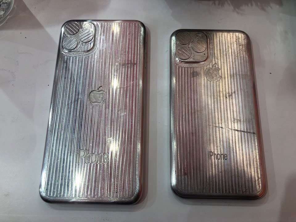 iPhone XI 和 iPhone XIMax 模具圖