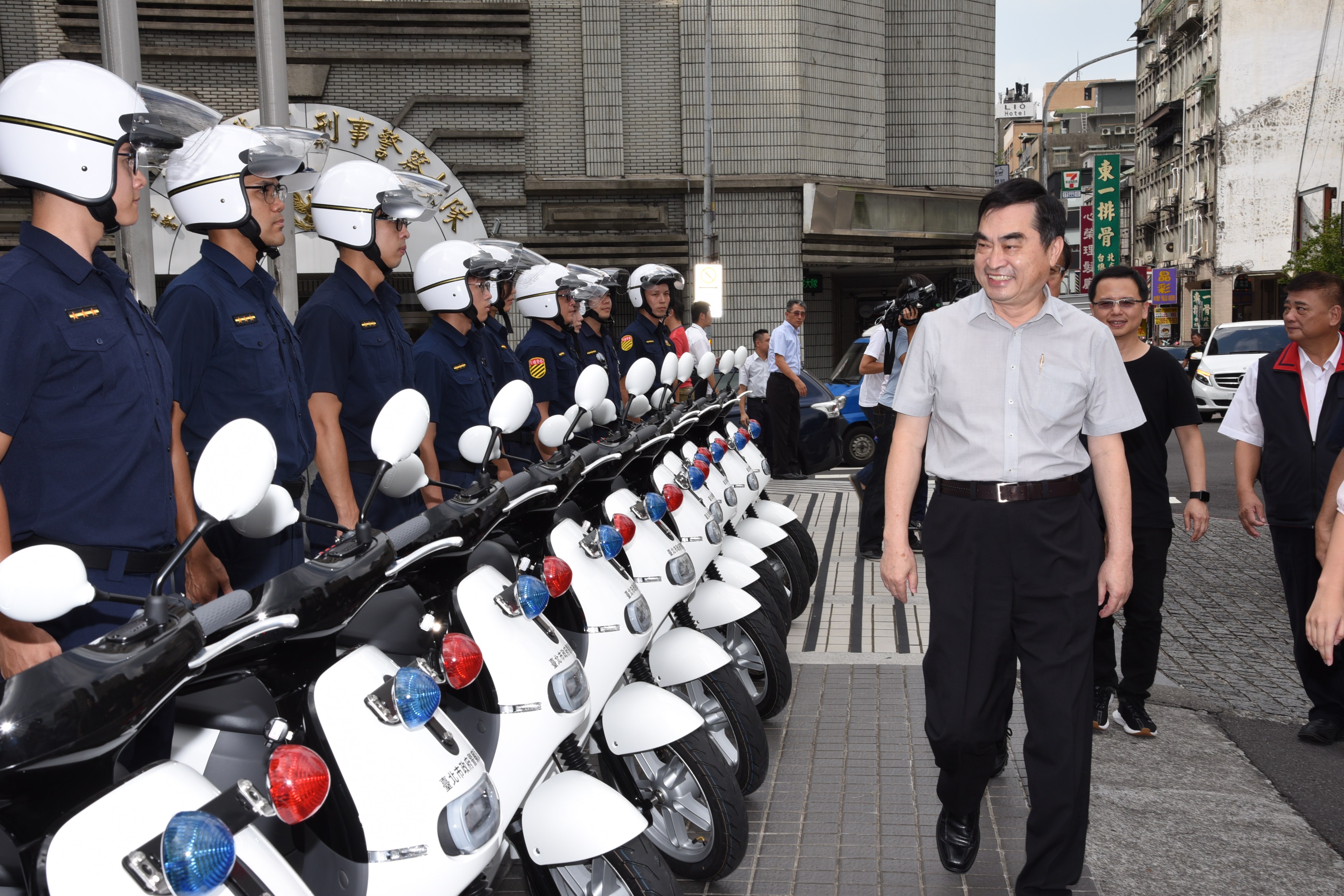 警用 Gogoro