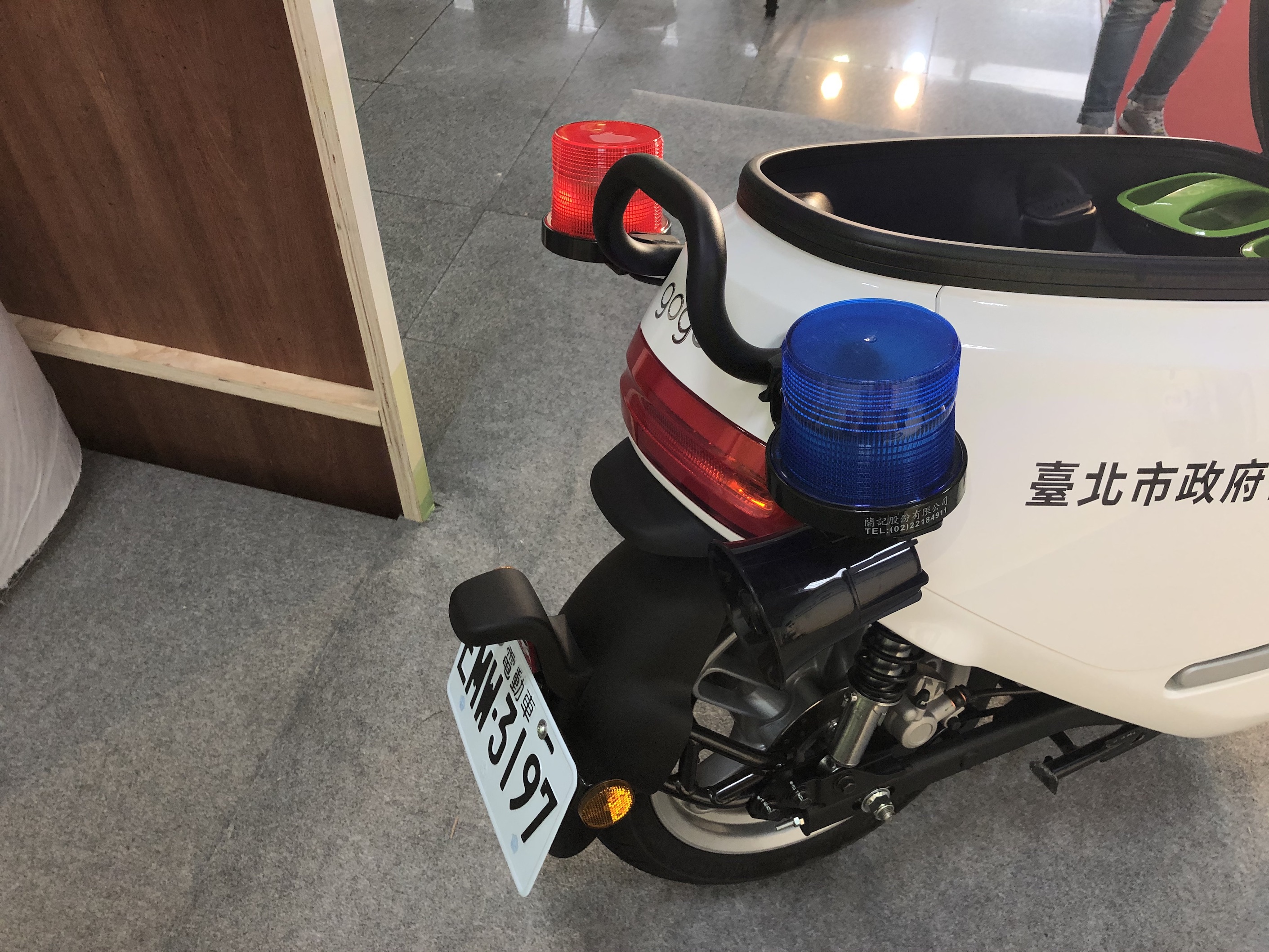 警用 Gogoro