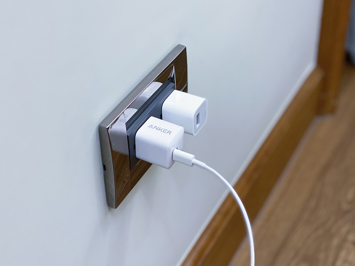 Anker 充電器 20W 迷你