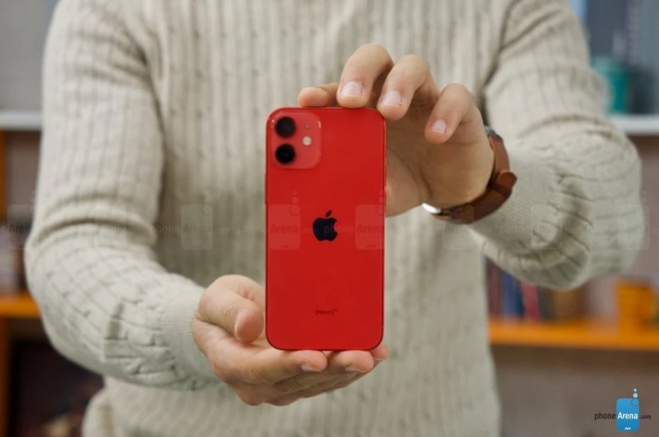 iPhone 12 mini 電池續航力測試 會很耗電嗎