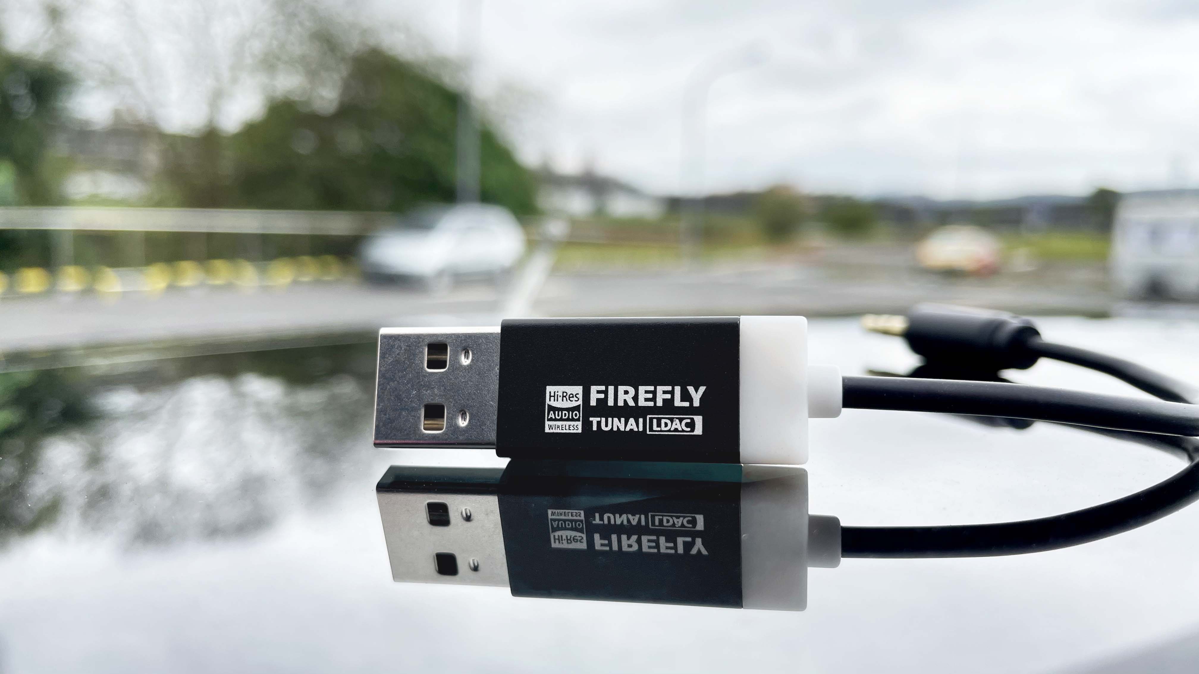 TUNAI FIREFLY 藍牙接收器