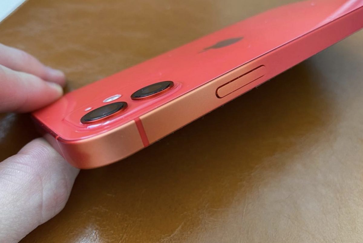 iPhone 褪色
