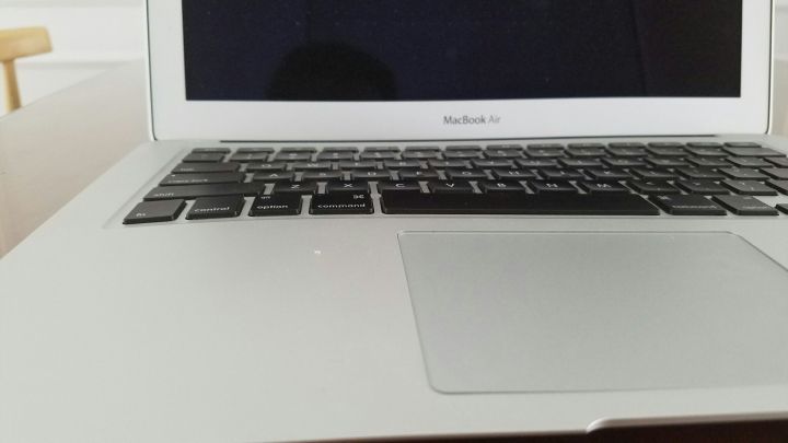 MacBook 更換電池 電池維修