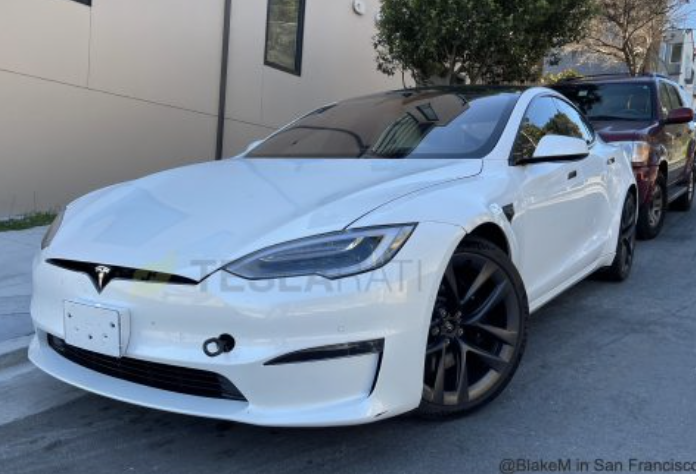 特斯拉 Tesla Model S 新款 Yoke方向盤 實車照