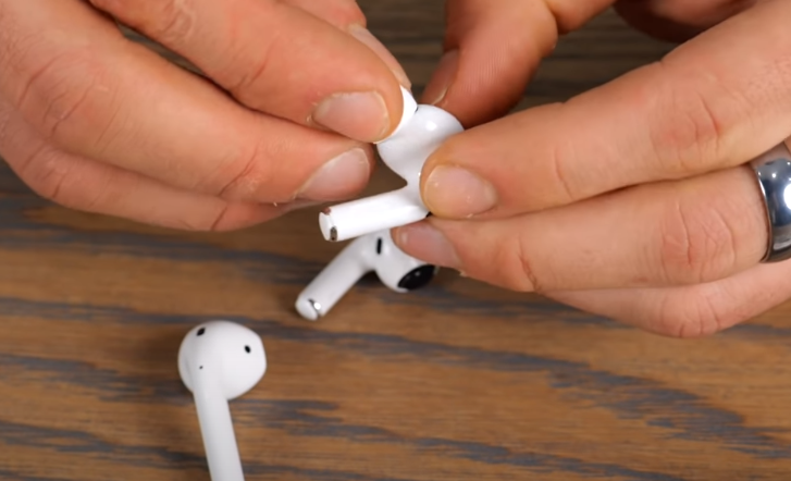 AirPods