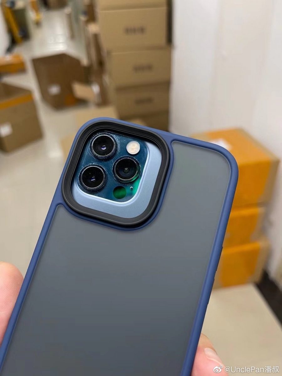 iPhone 13 保護殼