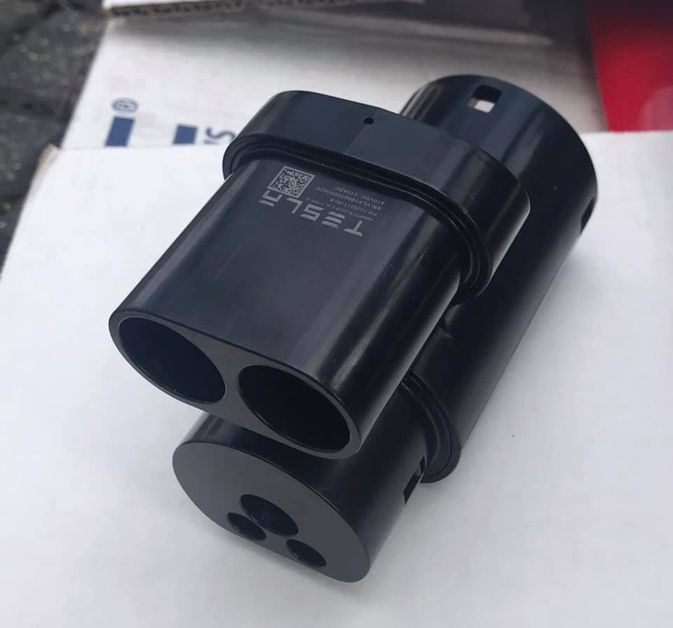 特斯拉 Tesla CCS2 轉接頭