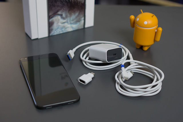 Google Pixel 6 不附贈充電器 33W 快充