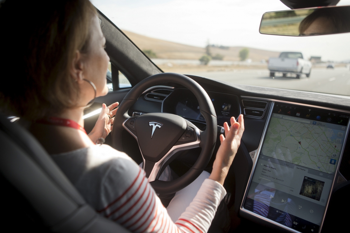 特斯拉 Tesla Autopilot