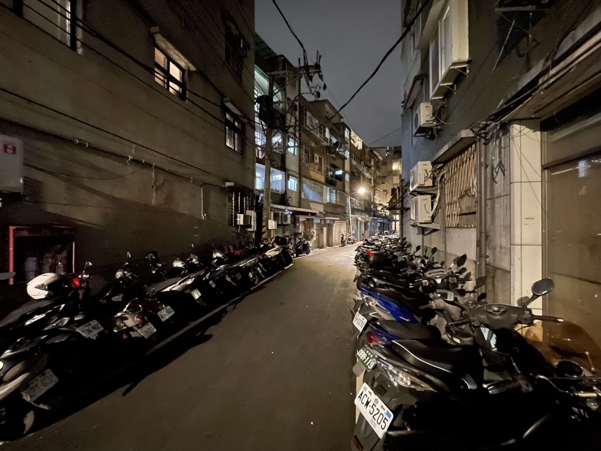 iPhone 13 Pro 夜景模式