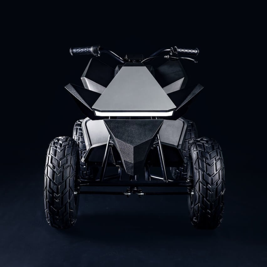 特斯拉 Tesla Cybertruck Cyberquad