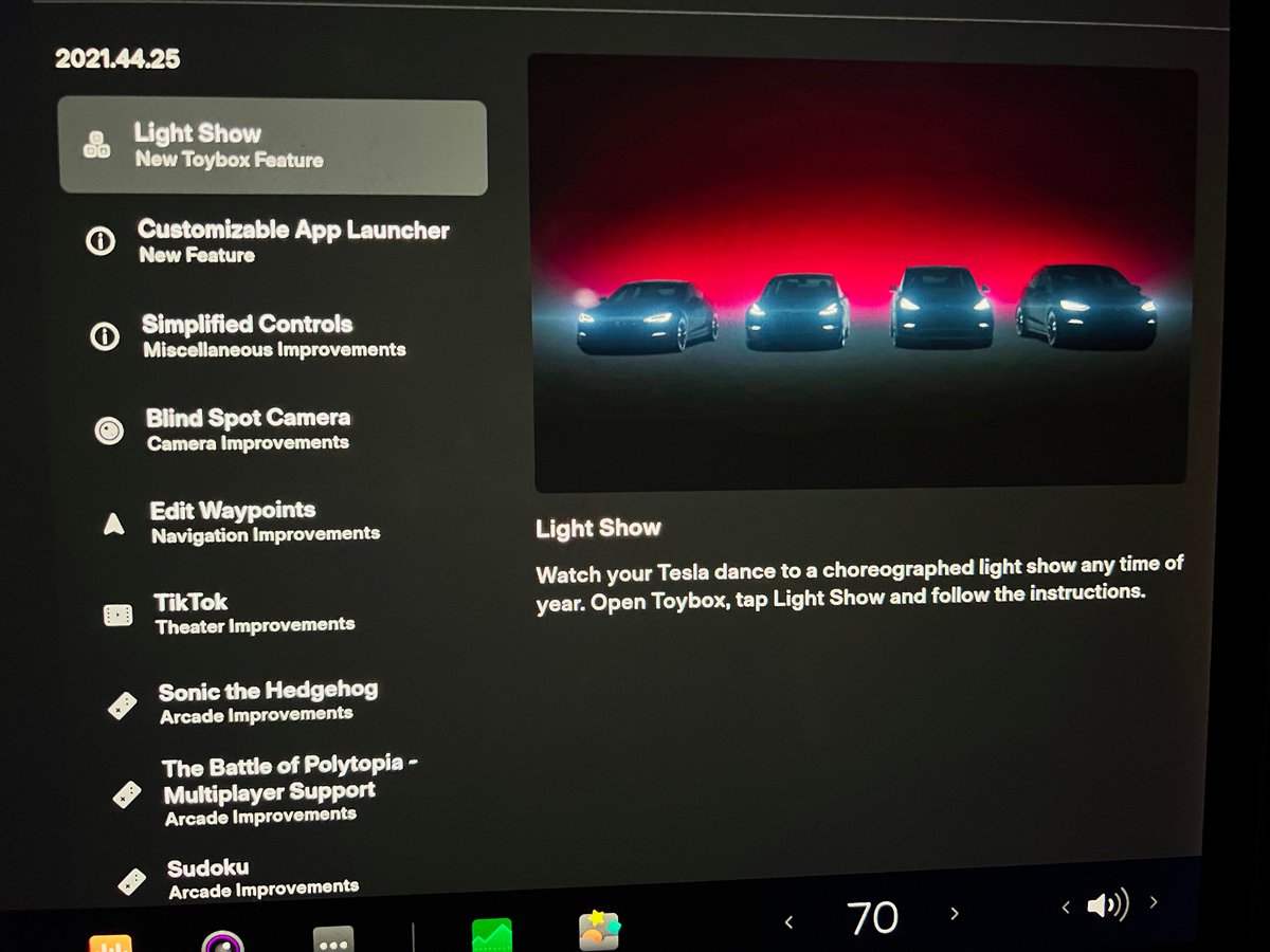 特斯拉 Tesla 更新