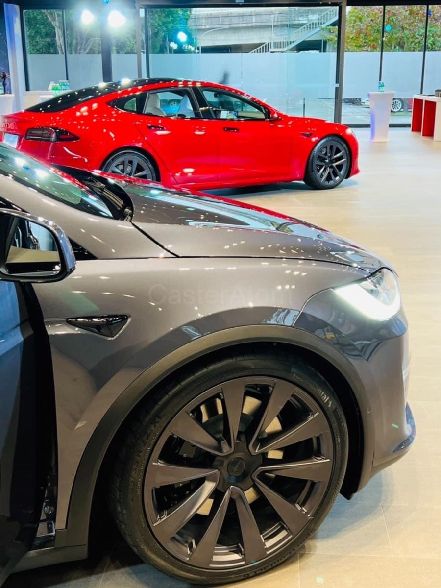 Model S Plaid Model X Plaid Model S 特斯拉 Tesla