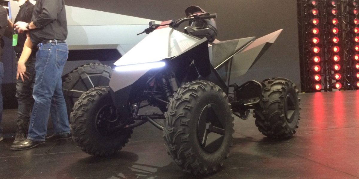 Tesla 特斯拉 Cyberquad Cybertruck