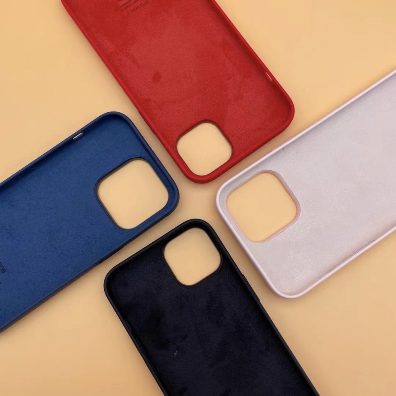 iPhone 14 矽膠保護殼