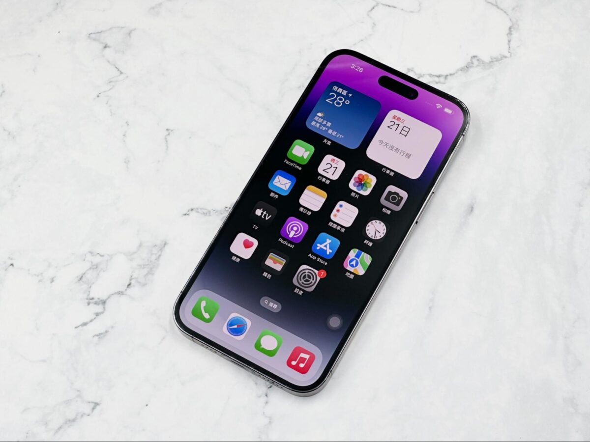 iPhone 14 iPhone 14 Pro imos imos Care 藍寶石保護貼 藍寶石鏡頭貼 軍規防震殼 康寧玻璃保護貼