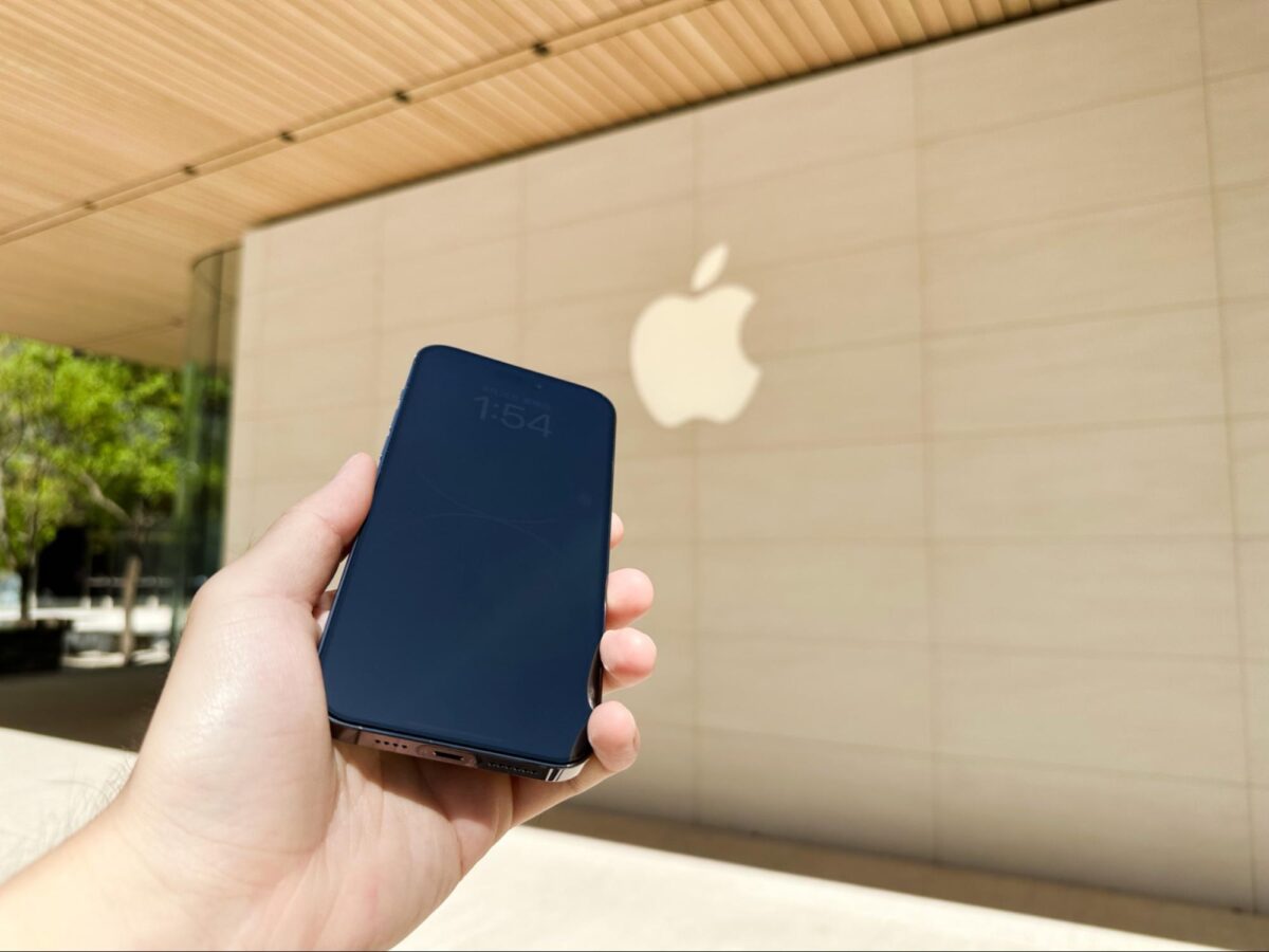 iPhone 14 iPhone 14 Pro imos imos Care 藍寶石保護貼 藍寶石鏡頭貼 軍規防震殼 康寧玻璃保護貼