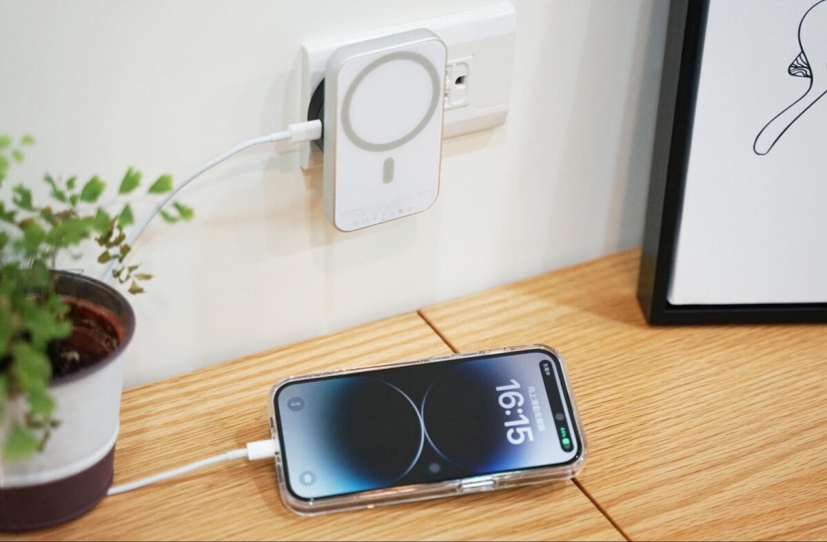BEZALEL Prelude X MagSafe 磁吸無線充電器