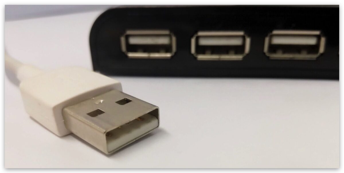 iPad 10 USB-C Type-C iPhone 15 Pro