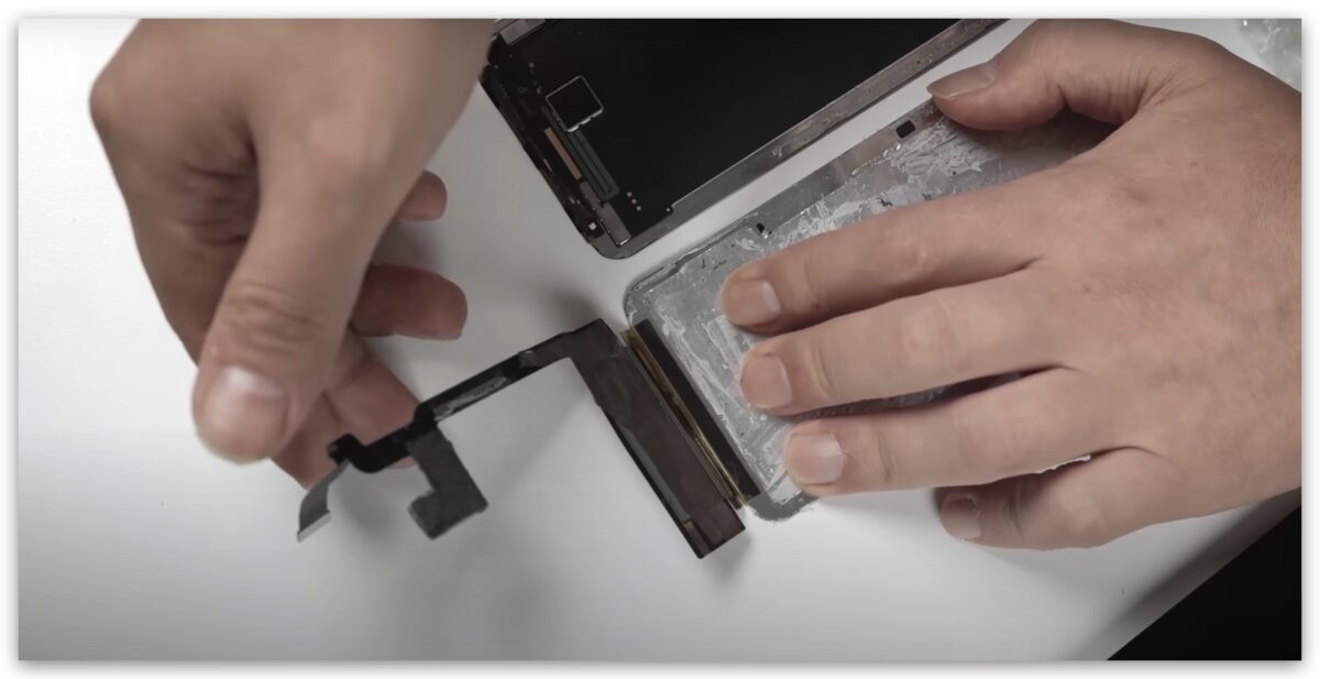 iPhone 折疊手機