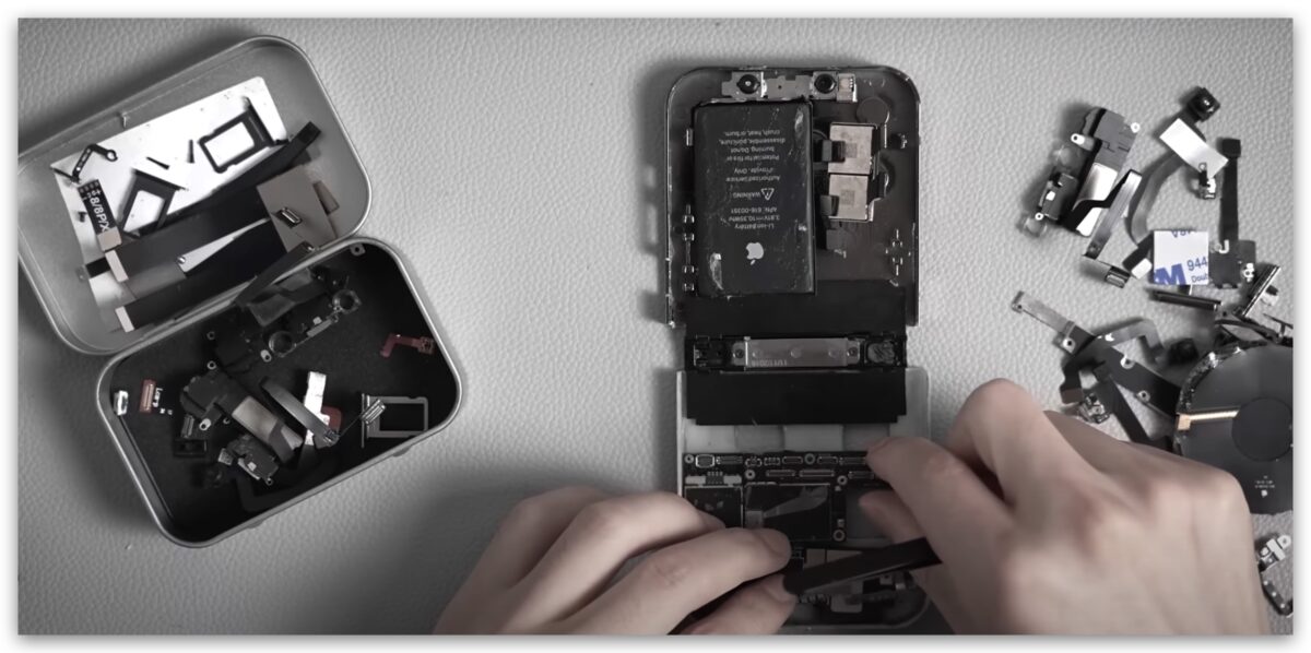 iPhone 折疊手機