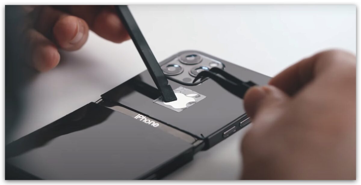 iPhone 折疊手機
