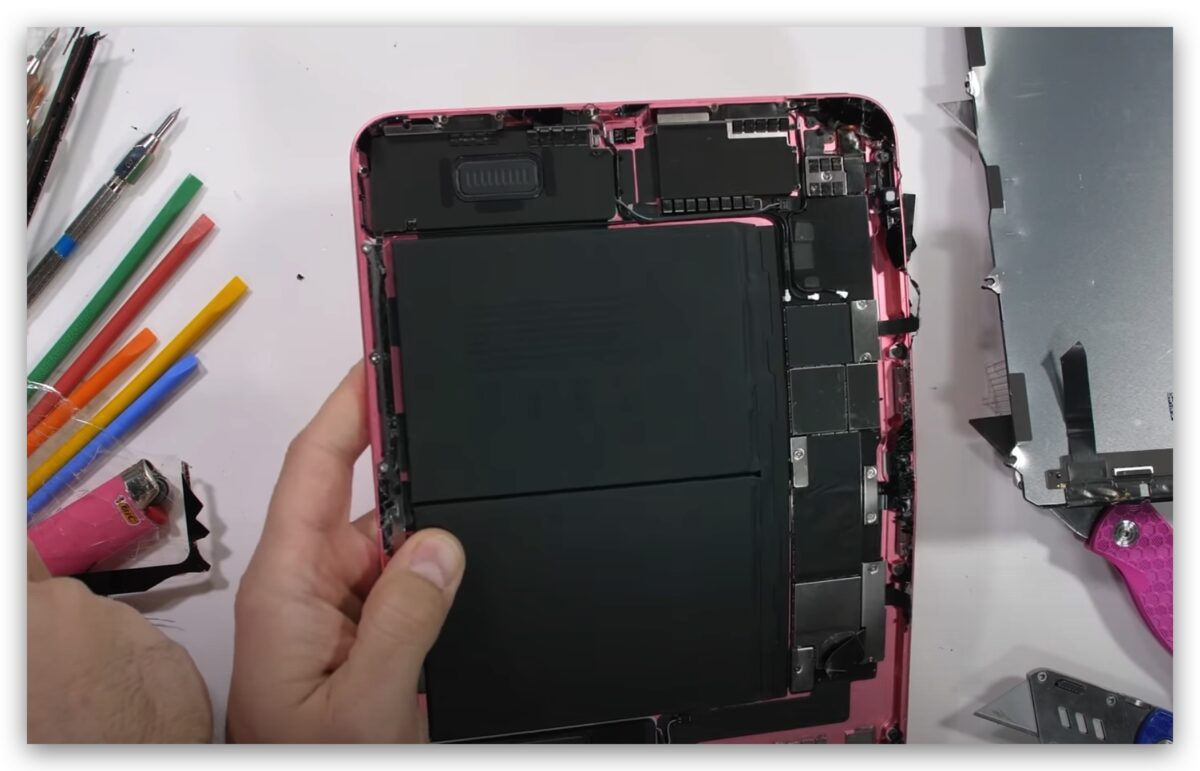 iPad 10 硬度 刮痕 測試
