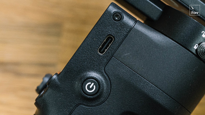 DJI RS3 Mini 三軸穩定器