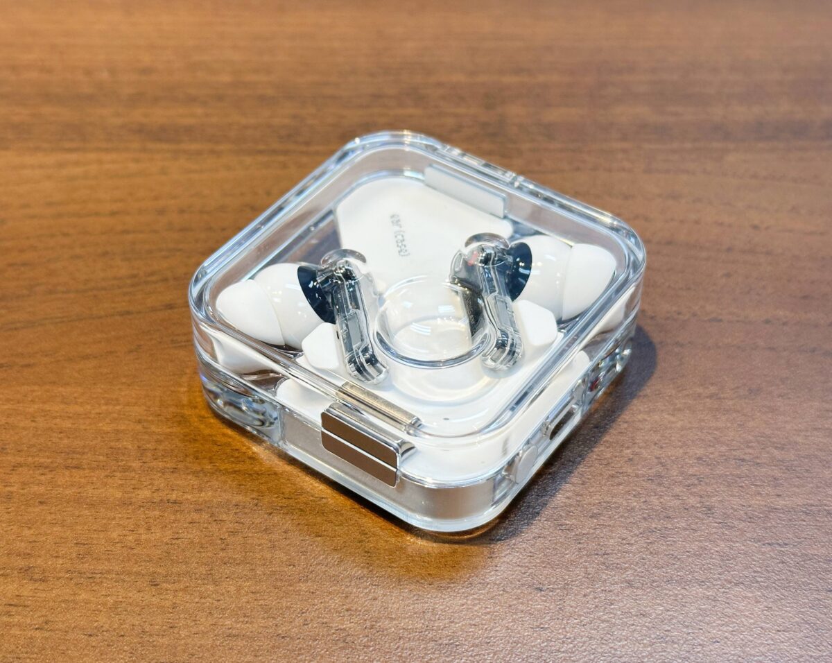 Nothing Ear（2）開箱評測 體驗心得