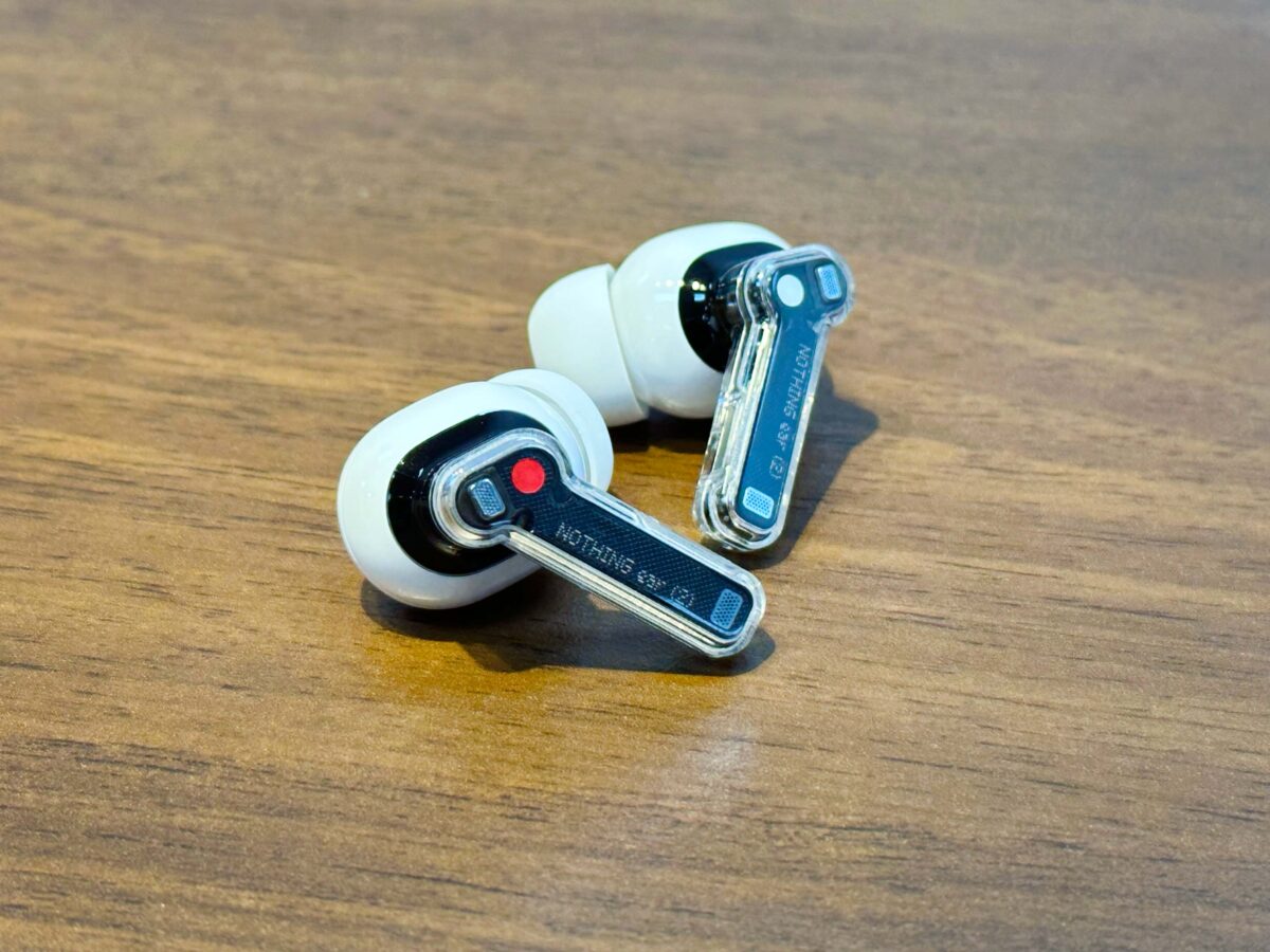 Nothing Ear（2）開箱評測 體驗心得