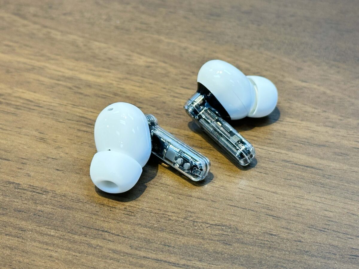 Nothing Ear（2）開箱評測 體驗心得