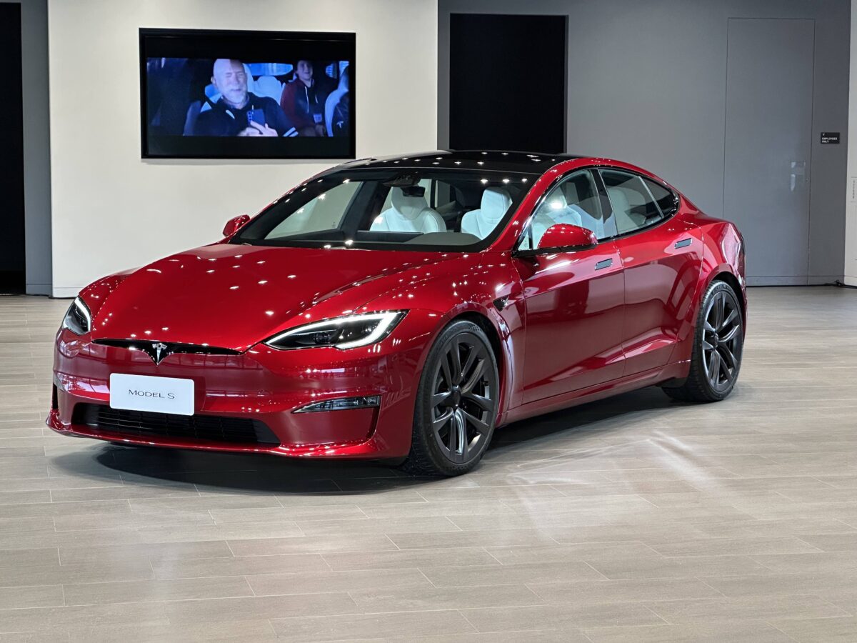 特斯拉 Tesla Model S Ultra Red 烈焰紅