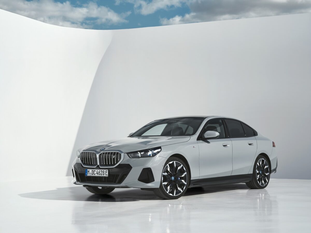 BMW i5 5 Series G60 