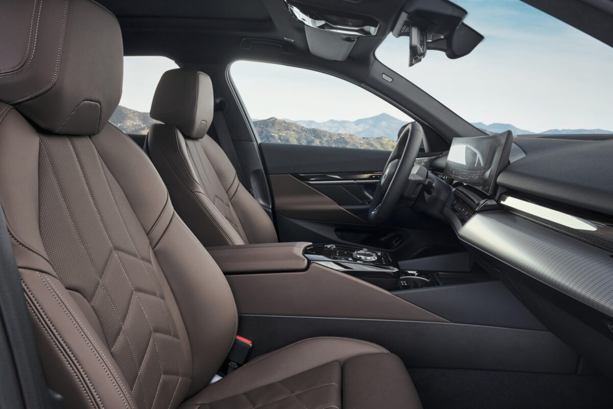 BMW i5 5 Series G60 