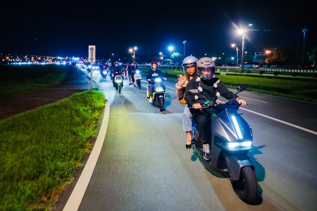 Gogoro Gogoro Network 資費 自由省方案 預選里程方案 資費哪個划算 資費怎麼選 資費選擇建議 電池資費方案 Gogoro 自由省資費方案 Gogoro 預選里程資費方案 Gogoro 離峰騎到飽資費方案