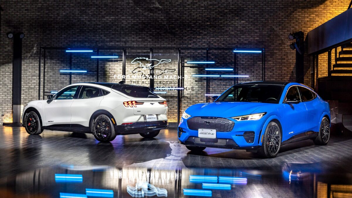 福特 The All-Electric Ford Mustang Mach-E年度300輛配額全數被搶訂一空 其中性能GT 車型占比超過七成